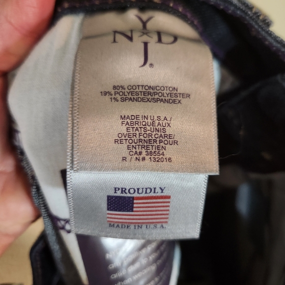 New without tags Lift and Tuck NYDJ jeans.  Size 8. - Picture 5 of 5